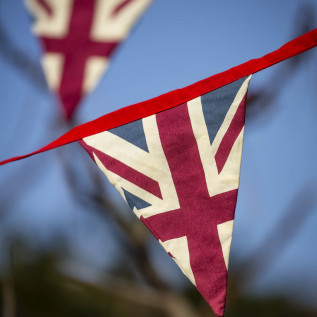 Union Jack Bunting made from 100% cotton and is machine washable at 30° Each piece is 5 m total length with 3 m of flags