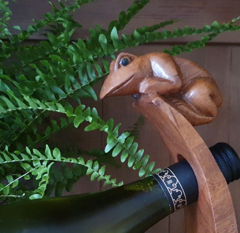 hand carved curved wine bottle holder frog design
