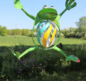 Jumping Frog Garden Wind Spinner