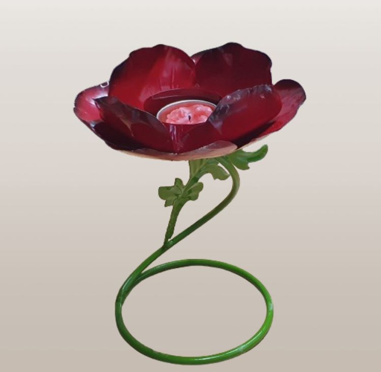 Travellers Finds metal T-Light holder