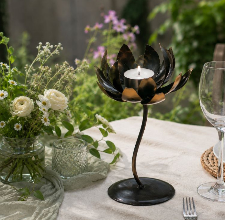 Travellers Finds metal T-Light holder
