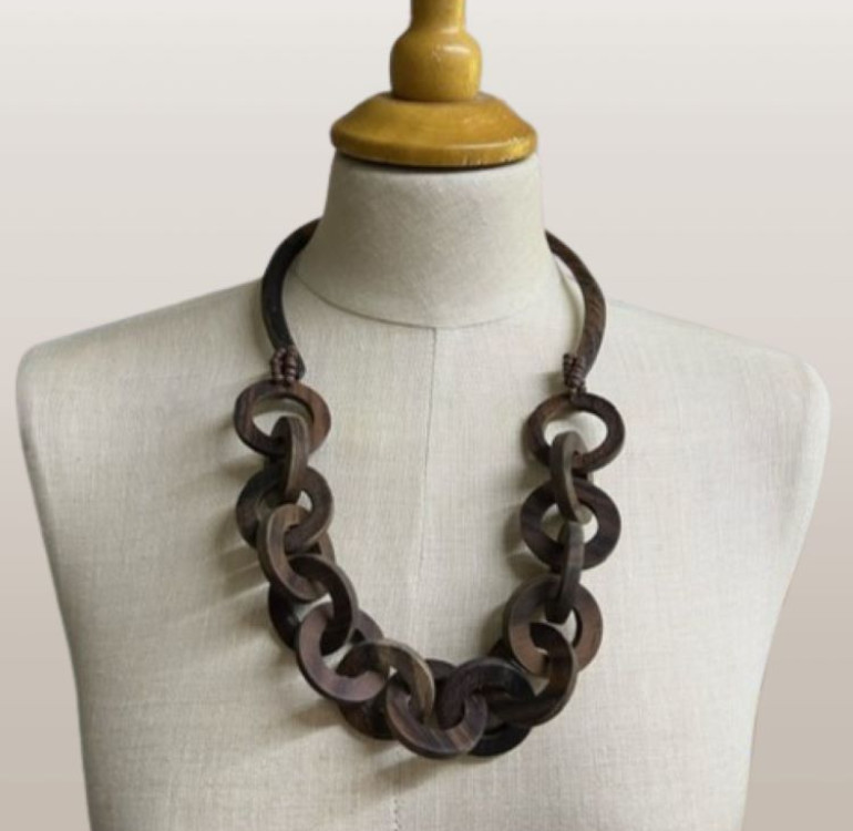 a handmade wooden chain link necklace