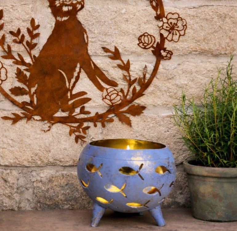 hanging green recycled coconut t-light holder