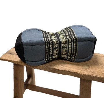 kapok filled handmade cushion peanut shaped to give neck support