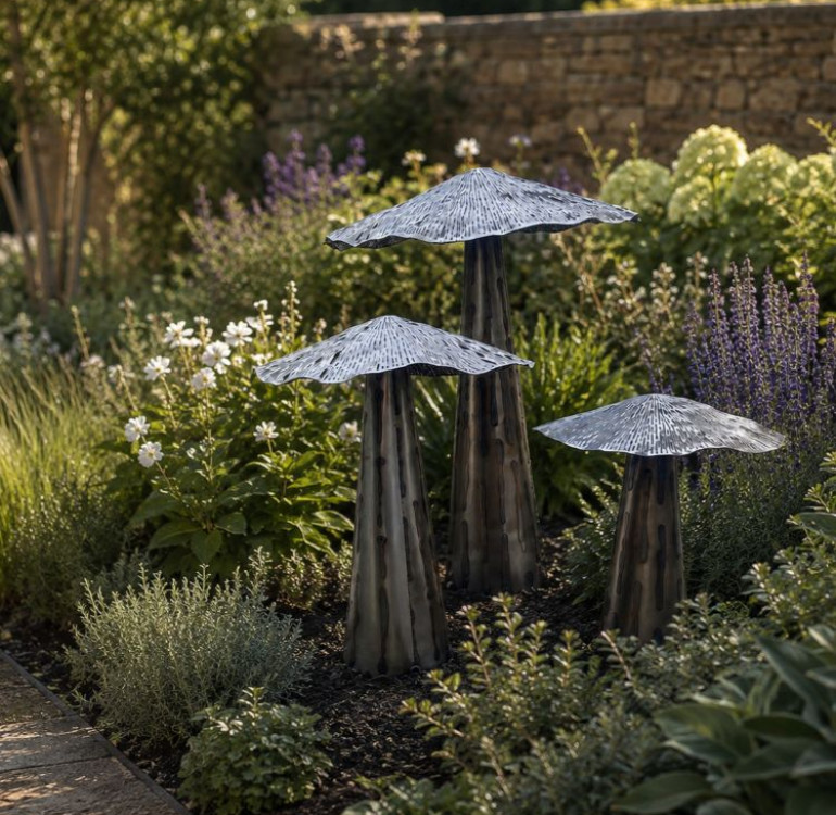 Recycled Metal Mushrooms set of 3