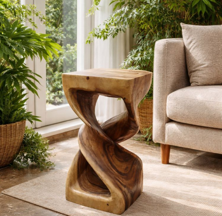 large-heart-twist-wooden-stool