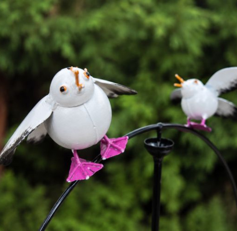 Travellers Finds Garden Rockers