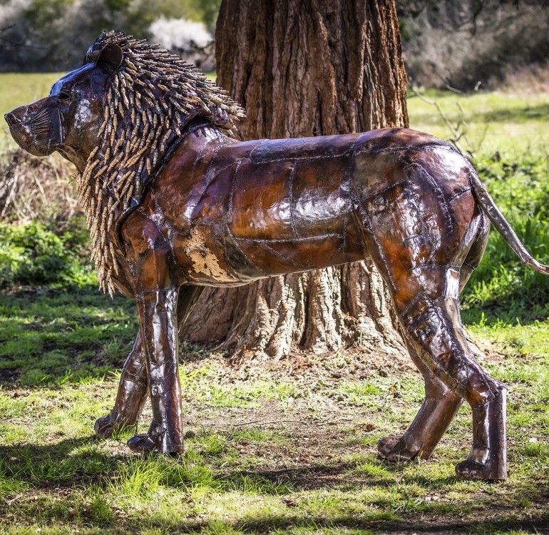 Large Recycled Metal Lion
