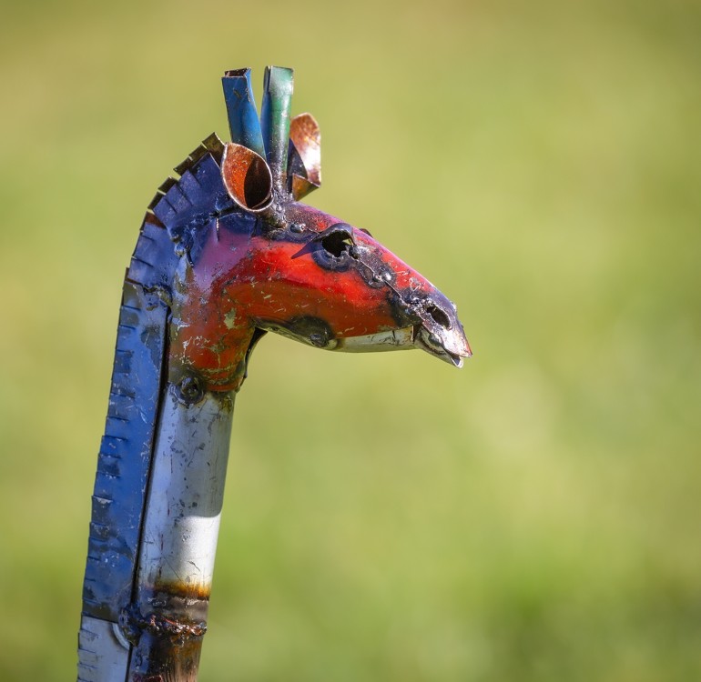 Recycled Metal Giraffe Coloured