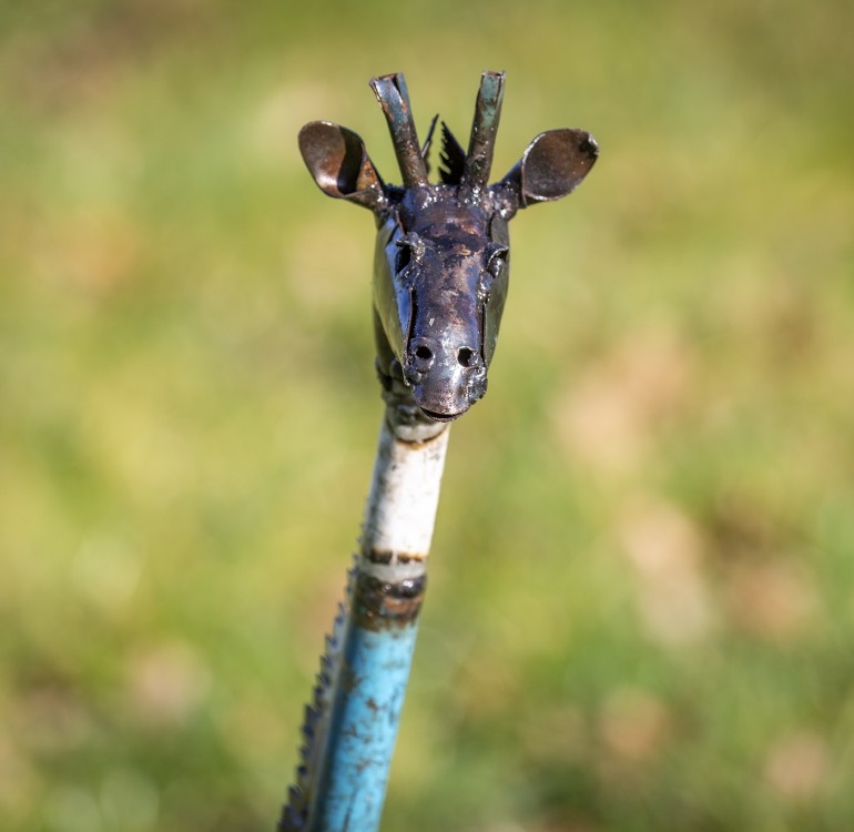 Recycled Metal Giraffe Coloured