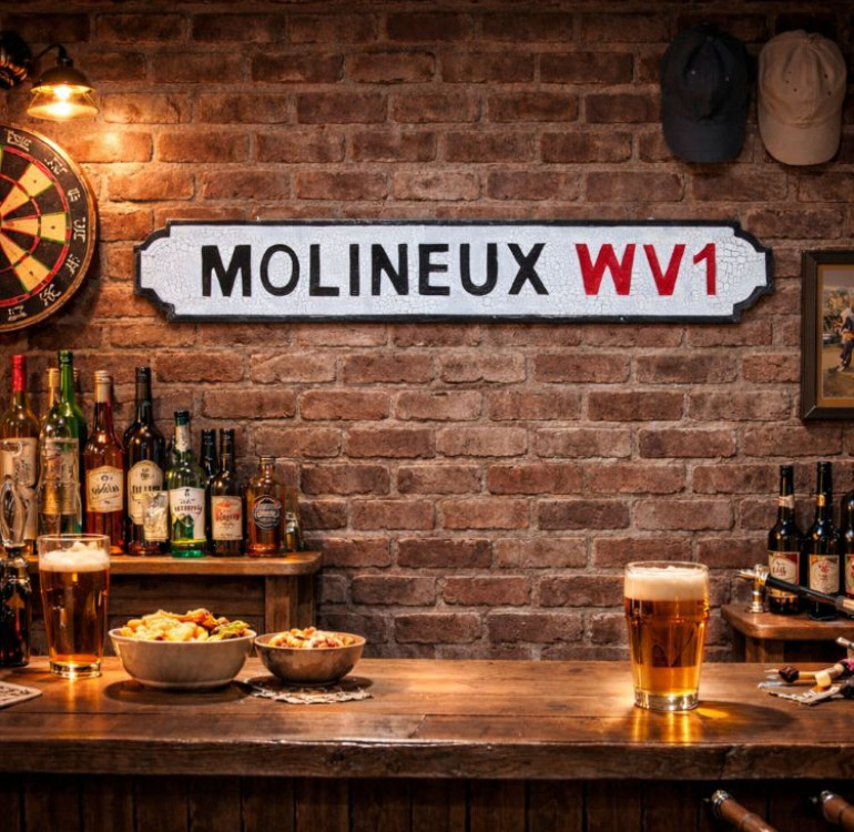 Molineux Wooden Street Sign