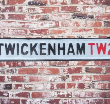 Twickenham Wooden street sign